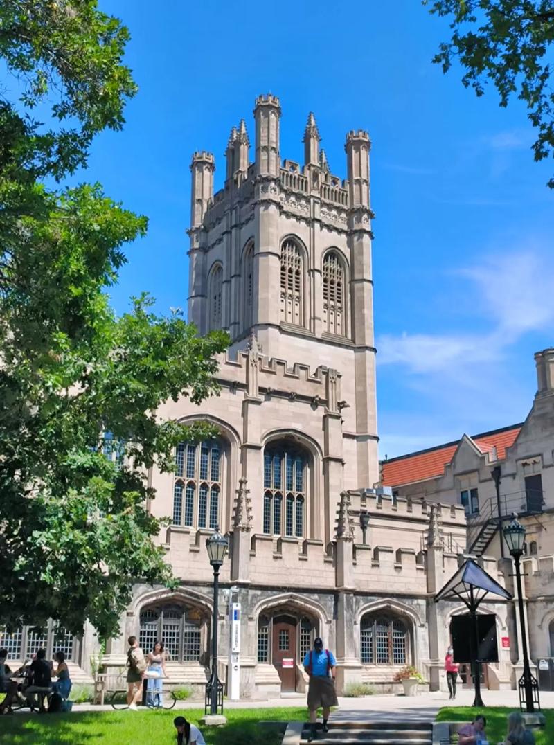 加州大学河滨分校